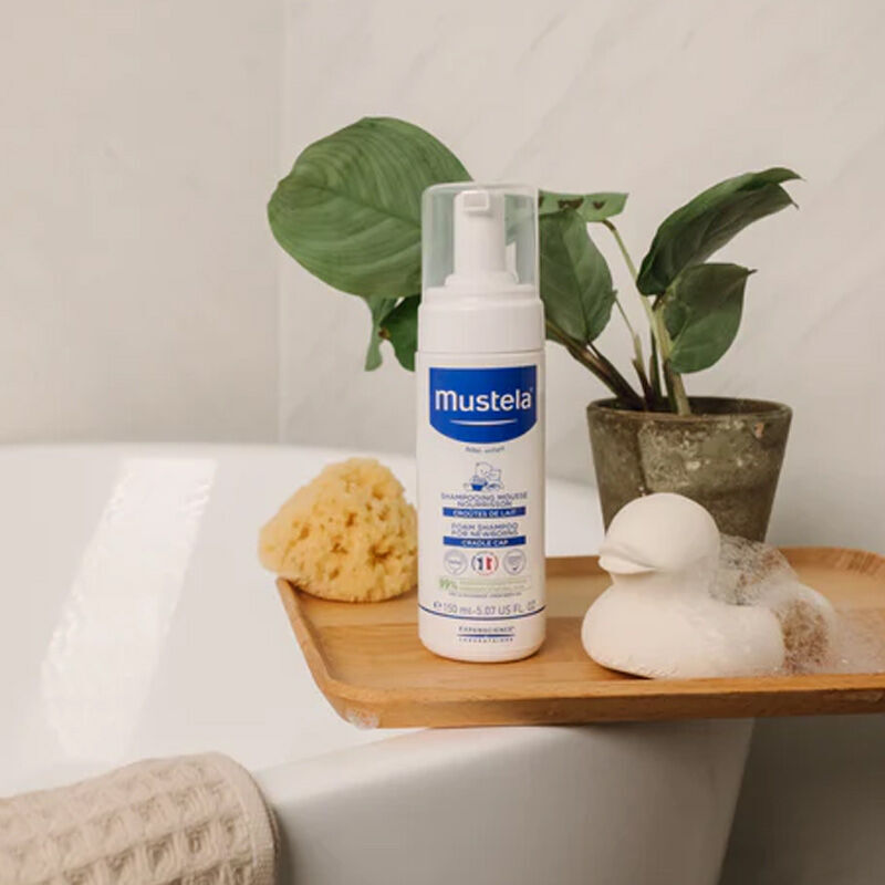MUSTELA Yeni Doğan Konak Önleyici Köpük Şampuanı 150 Ml